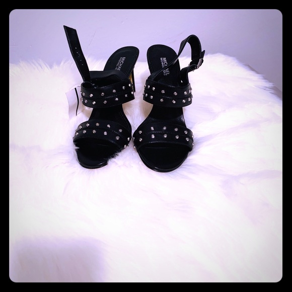 Michael Kors brand new Sandal - Picture 2 of 13